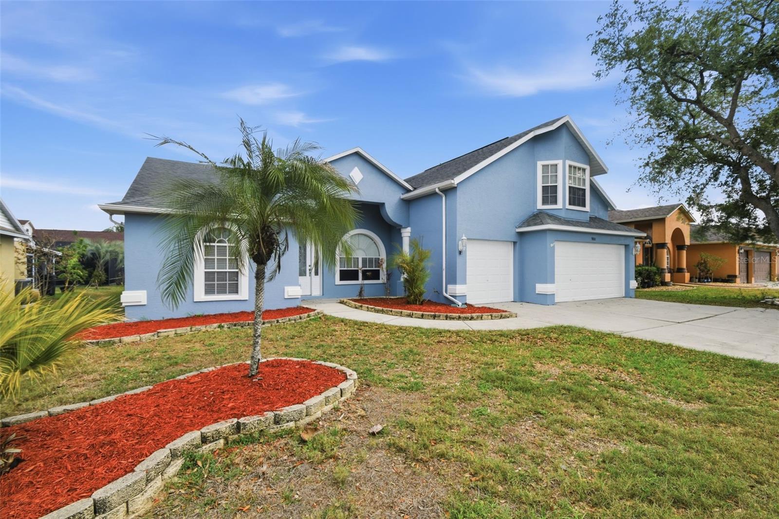 CRISTINA PH III UNIT 2 - Residential