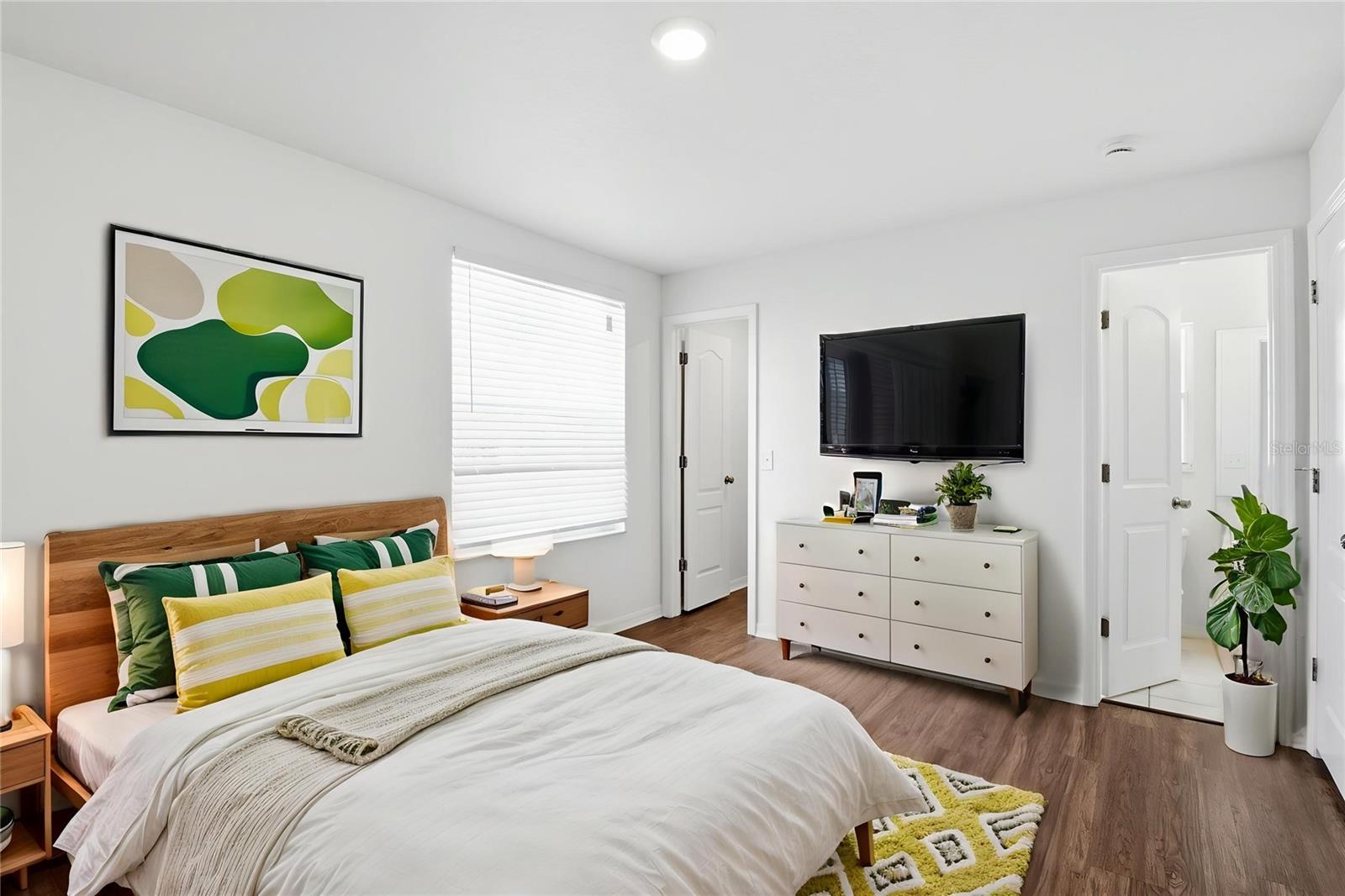 CRISTINA PH III UNIT 2 - Residential