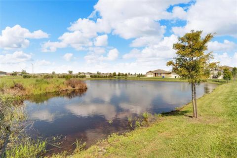 A home in LAKELAND