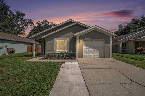 Photo of 1330 Mohrlake Drive, Brandon, FL 33511 (MLS # TB8422961)