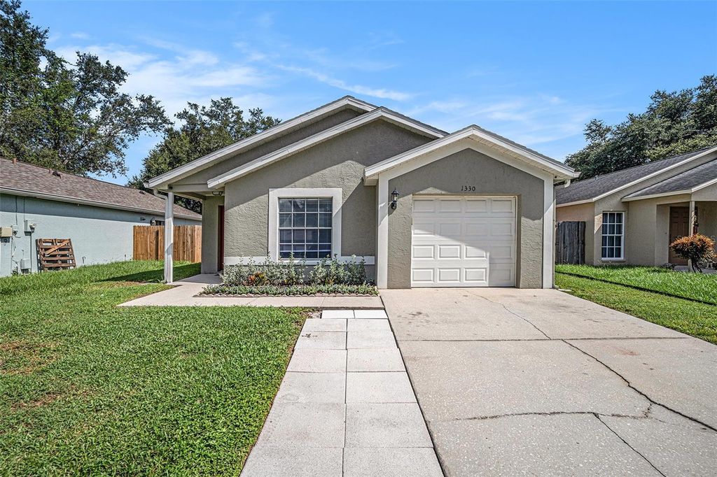 Photo of 1330 Mohrlake Drive, Brandon, FL 33511 (MLS # TB8422961)