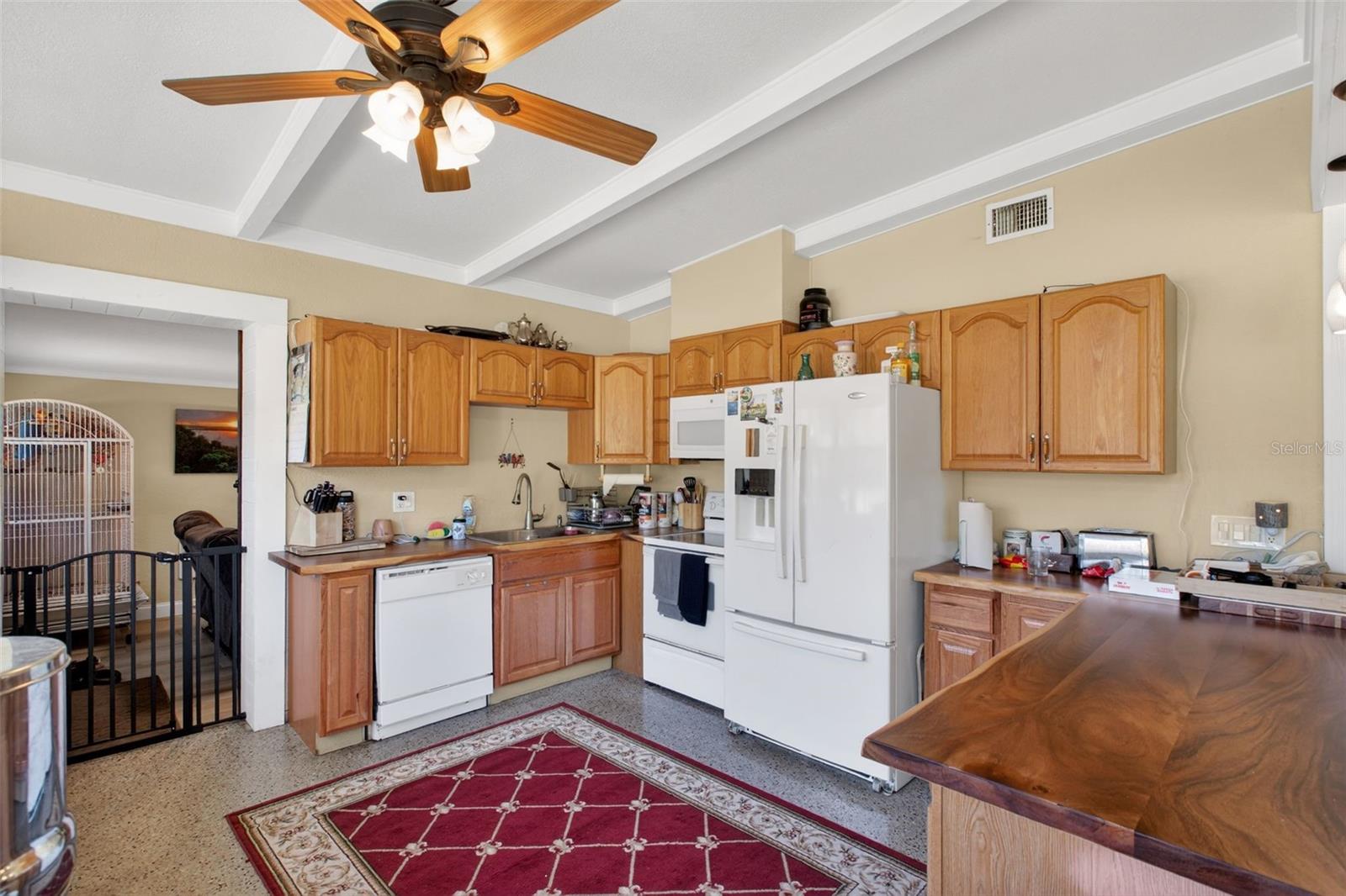 ELLISON HOMES INC - Residential