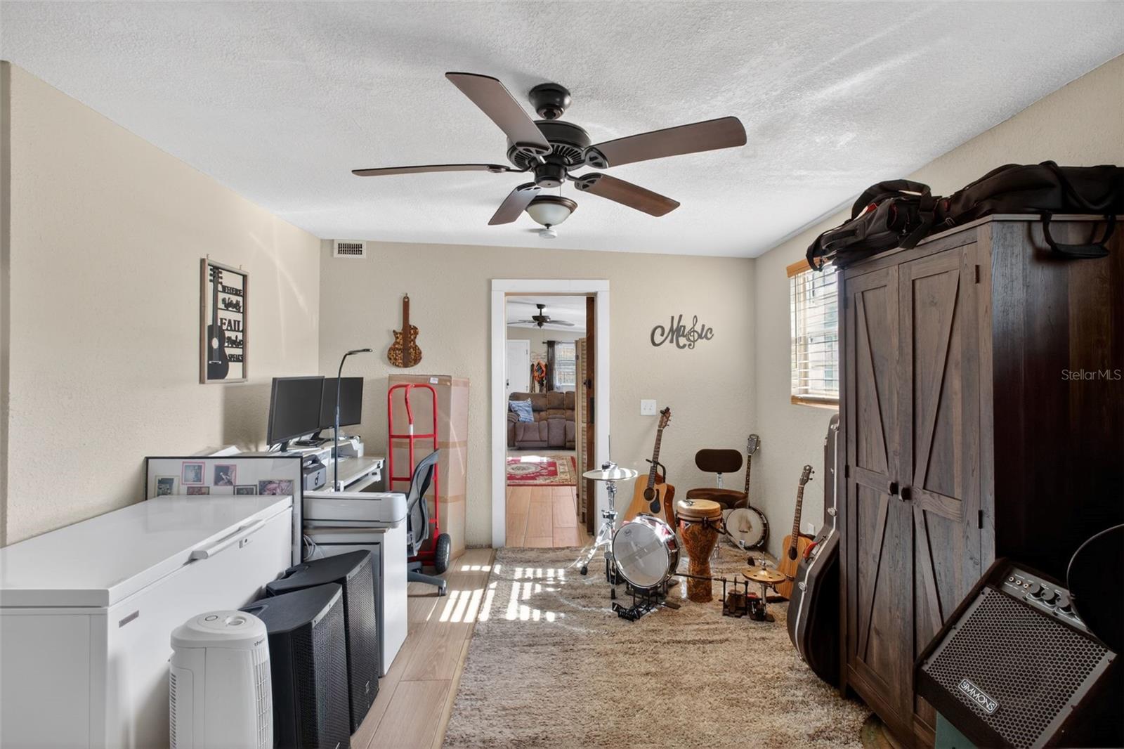 ELLISON HOMES INC - Residential