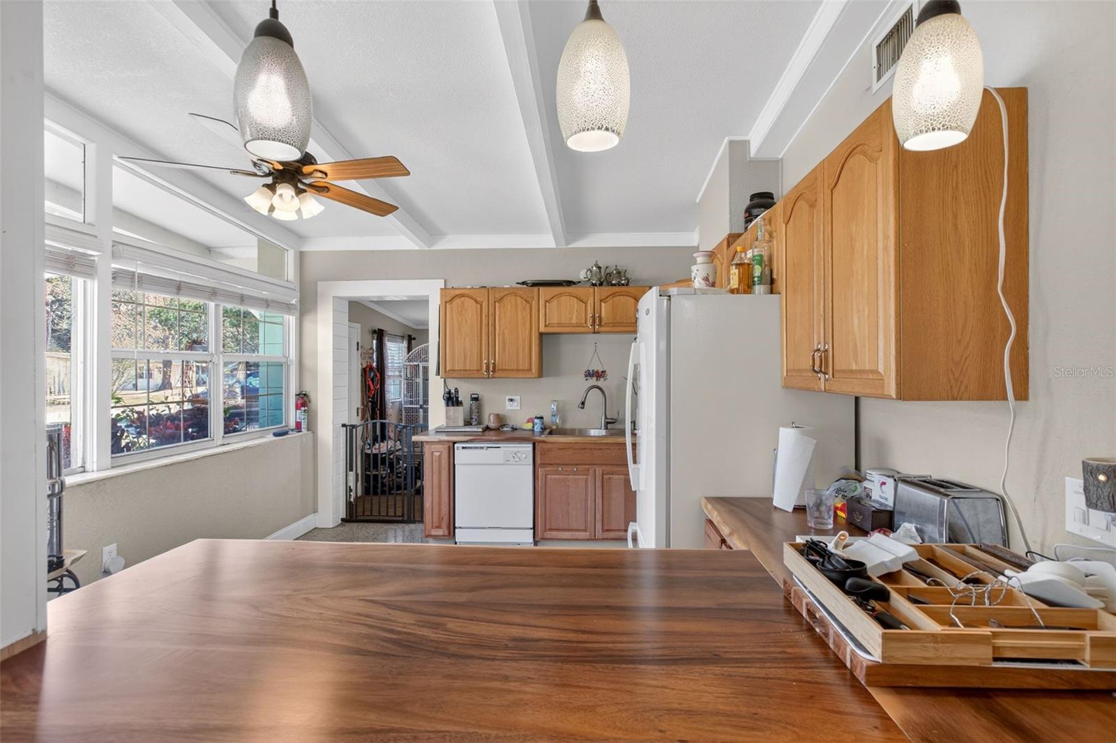 ELLISON HOMES INC - Residential