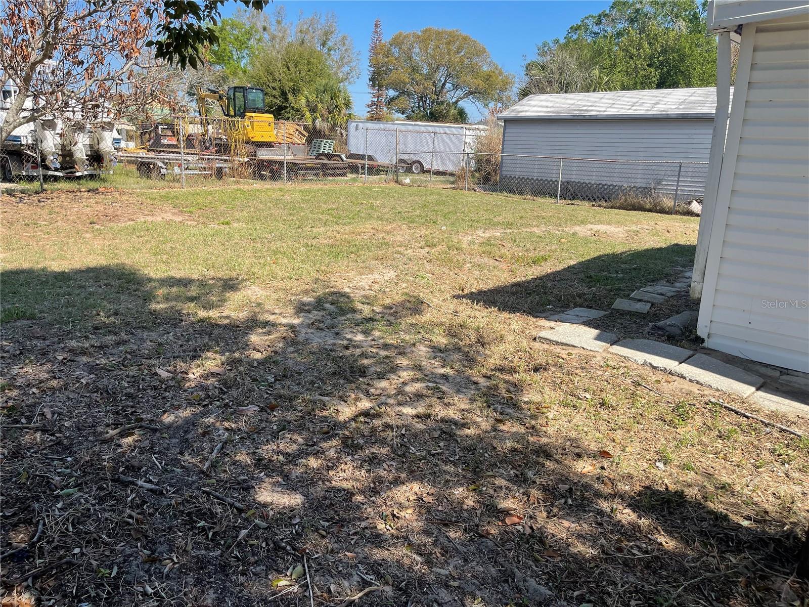 IRIS SUB - Commercial Sale