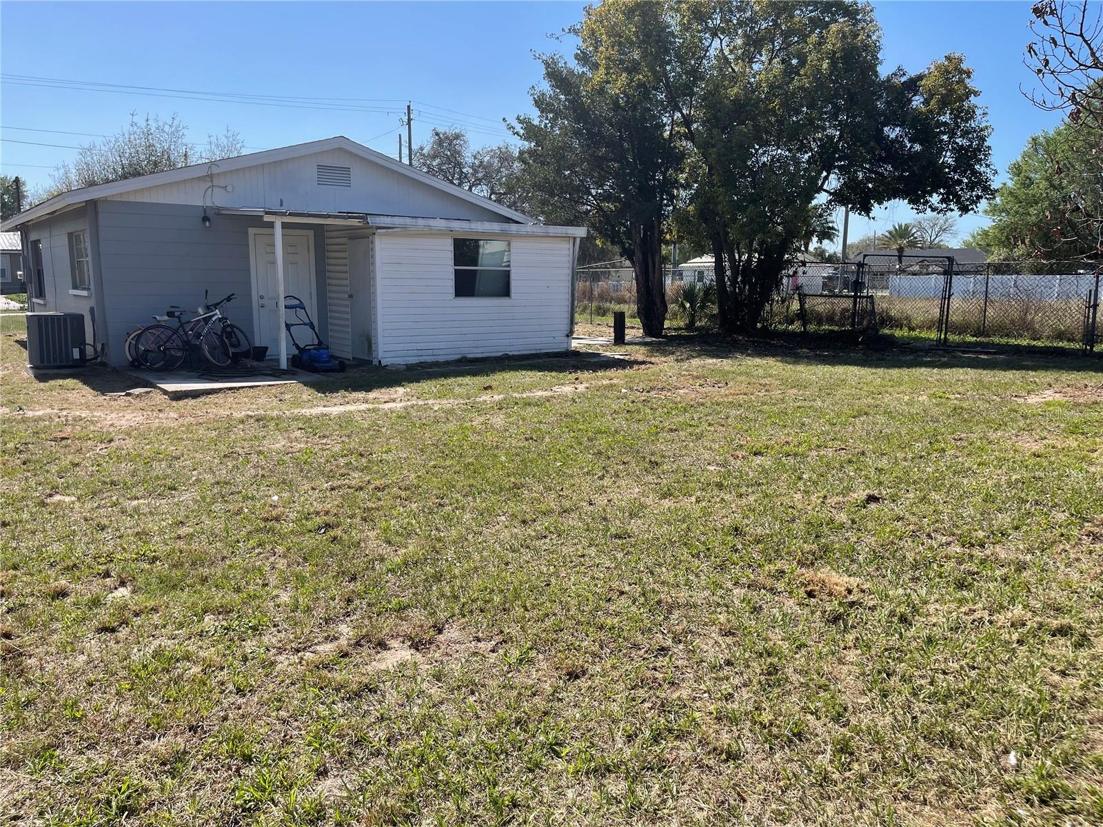 IRIS SUB - Commercial Sale