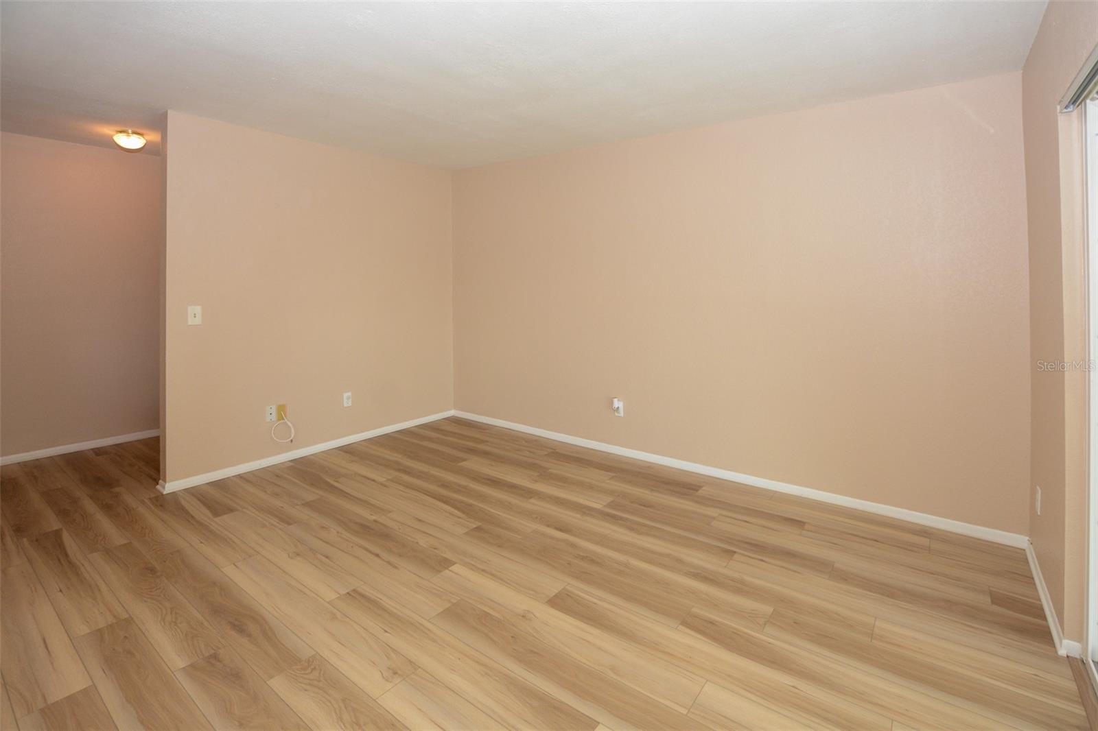 HAWTHORNE VILLAGE - Residential Lease