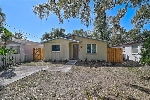Photo of 4514 S Lockwood Ridge Road, Sarasota, FL 34231 (MLS # A4679934)