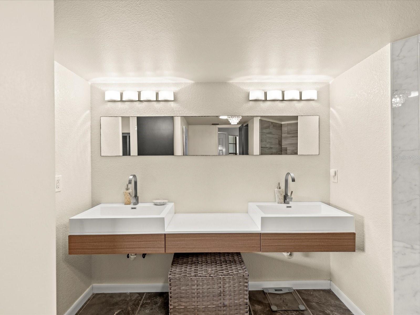 FORESTWOOD - Residential