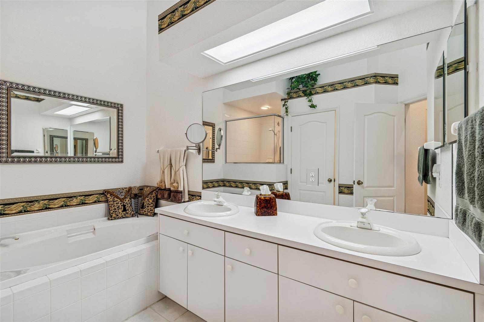 WATER EDGE AT HERON COVE REP - Residential