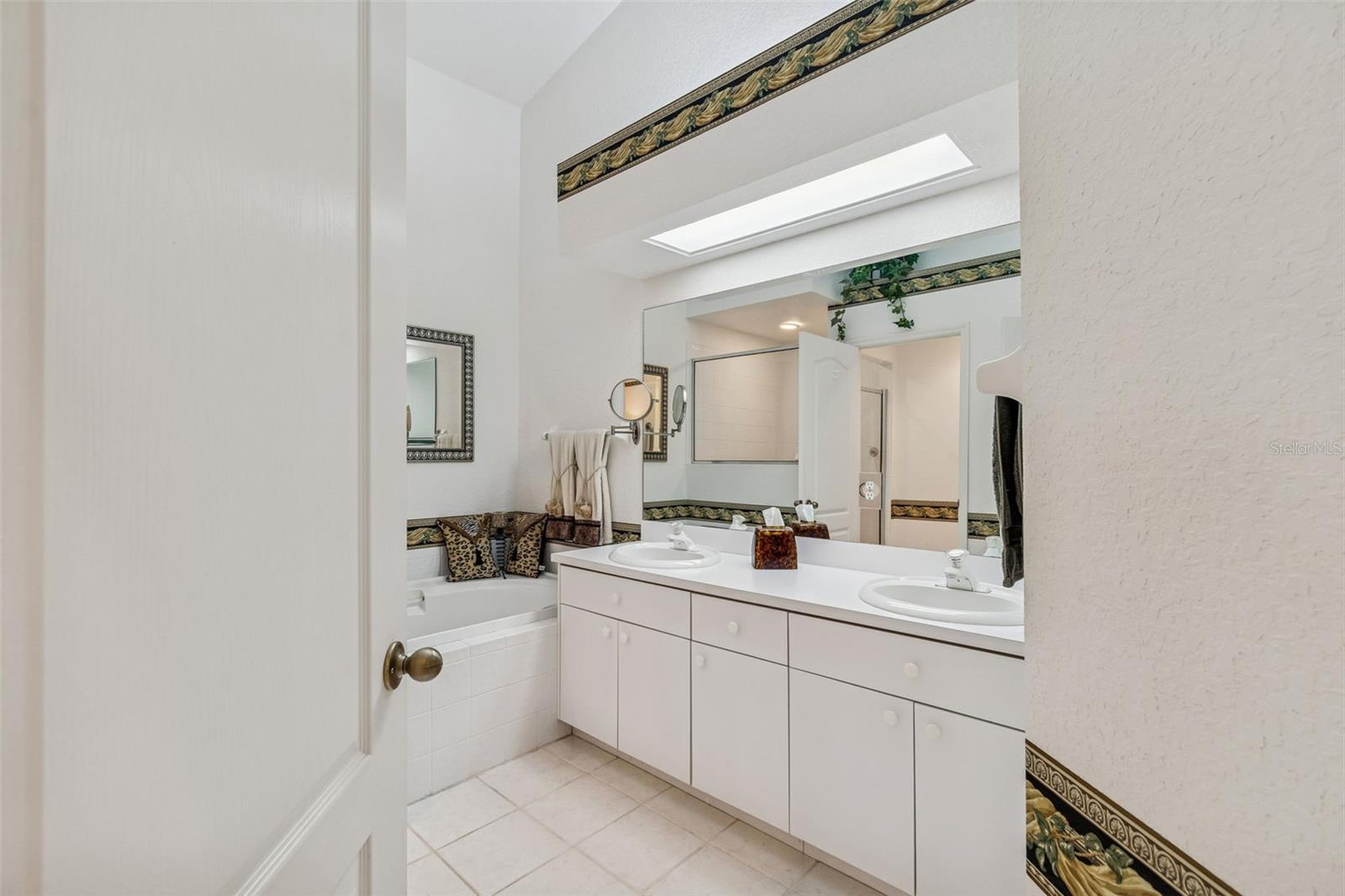 WATER EDGE AT HERON COVE REP - Residential