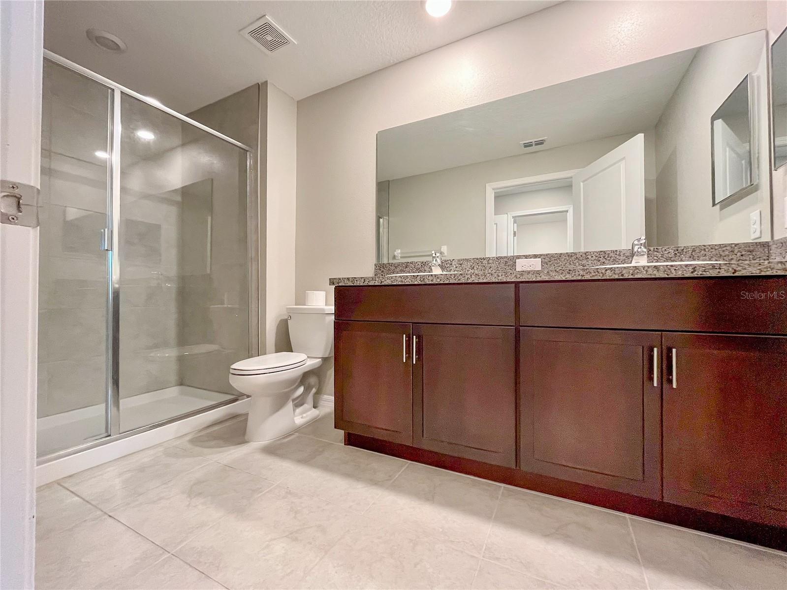 SUMMERFIELD TR 19 TWNHMS - Residential Lease