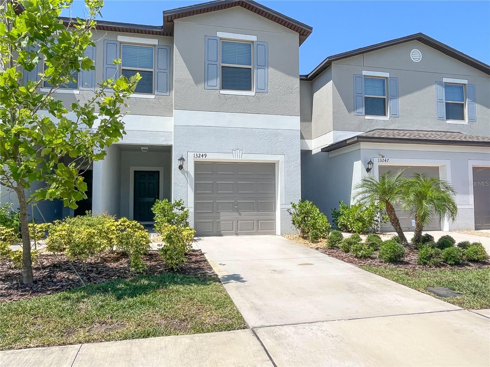 SUMMERFIELD TR 19 TWNHMS - Residential Lease