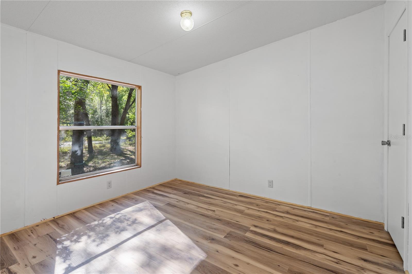 B & R SUB - Residential