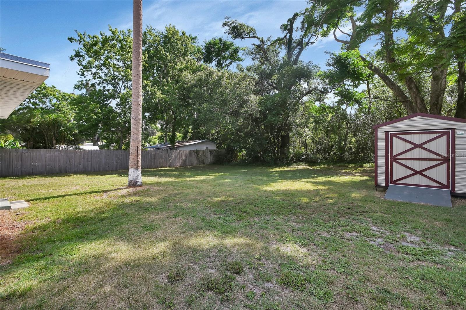 LAWRENCE PARK - Residential