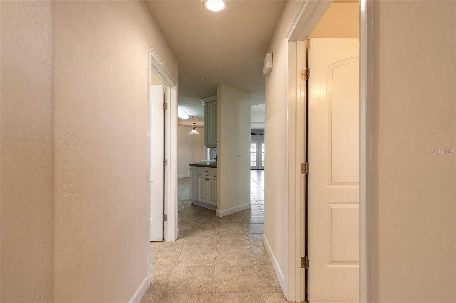 TUSCANY SQUARE I CONDO - Residential