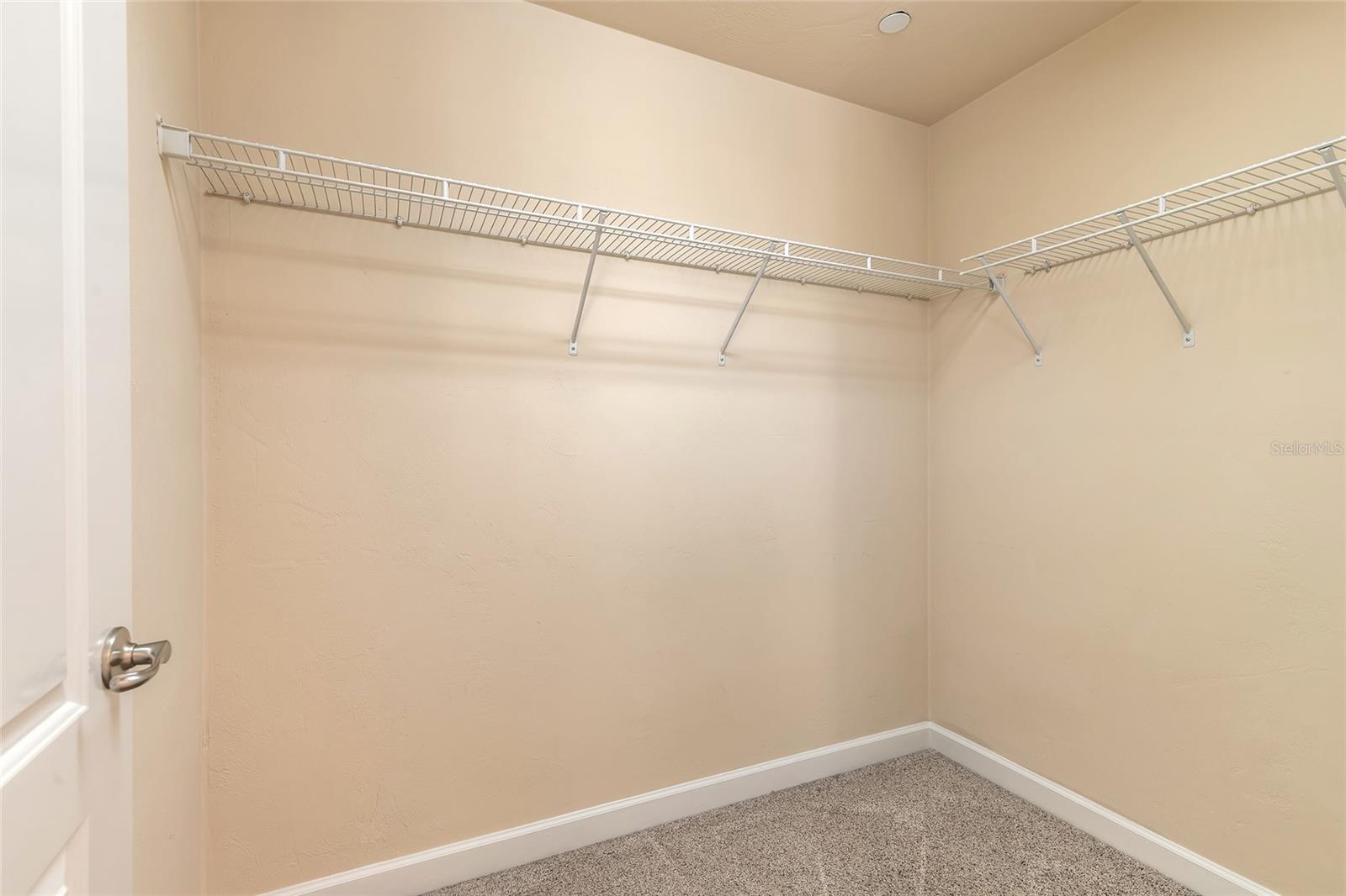 TUSCANY SQUARE I CONDO - Residential