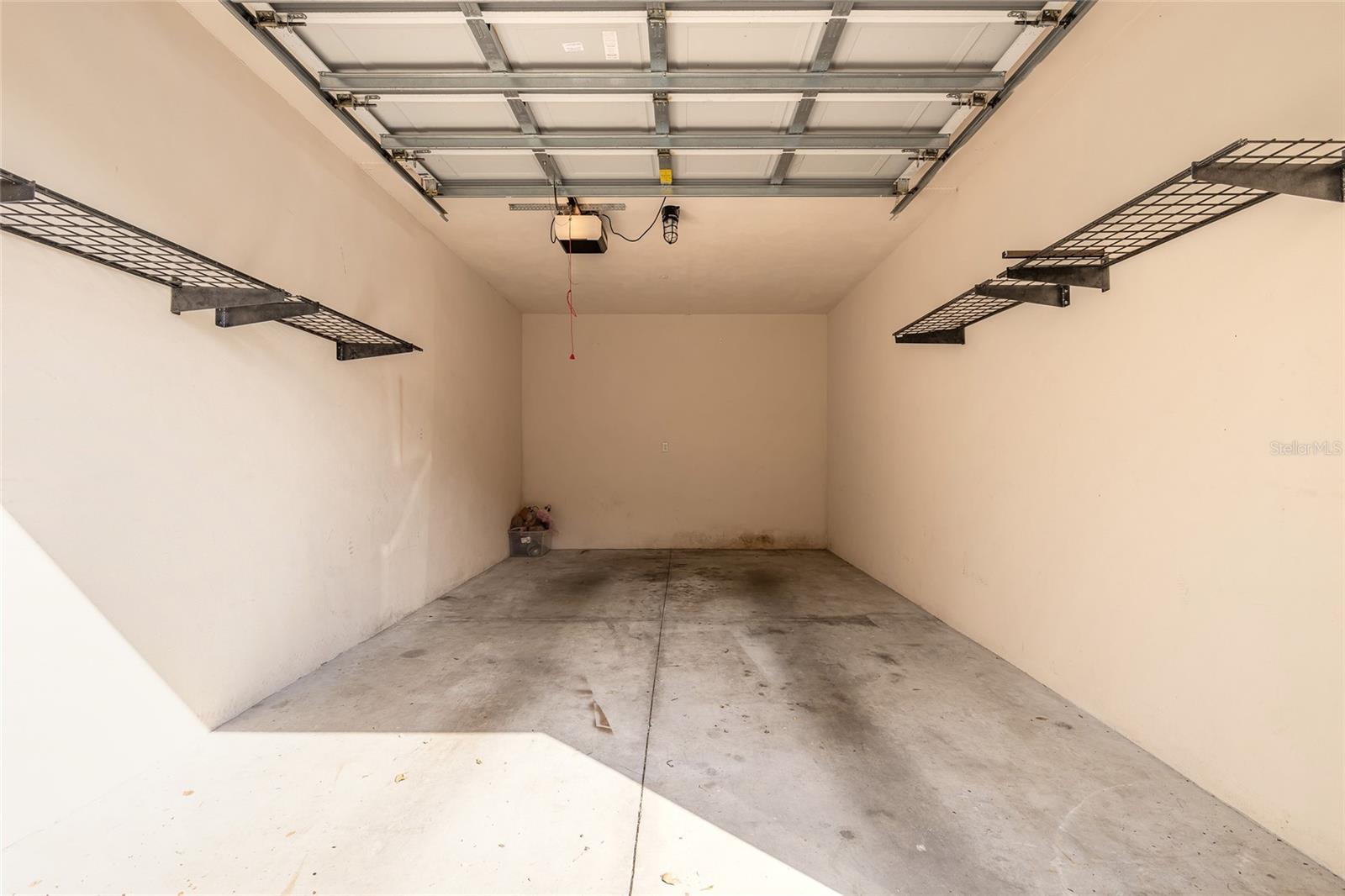 TUSCANY SQUARE I CONDO - Residential