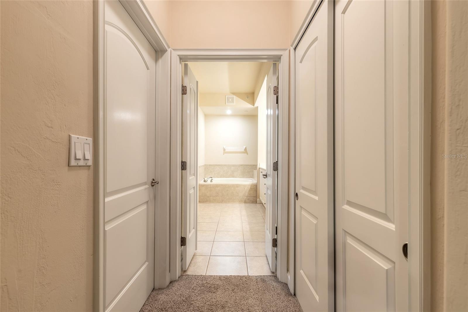 TUSCANY SQUARE I CONDO - Residential