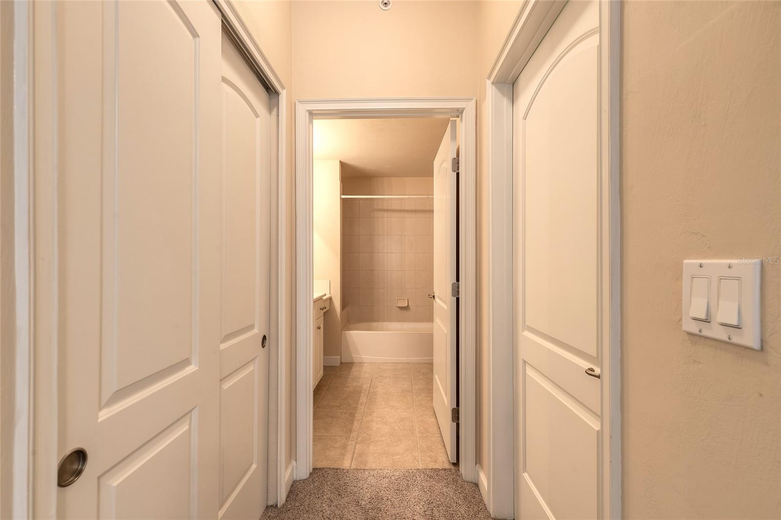 TUSCANY SQUARE I CONDO - Residential