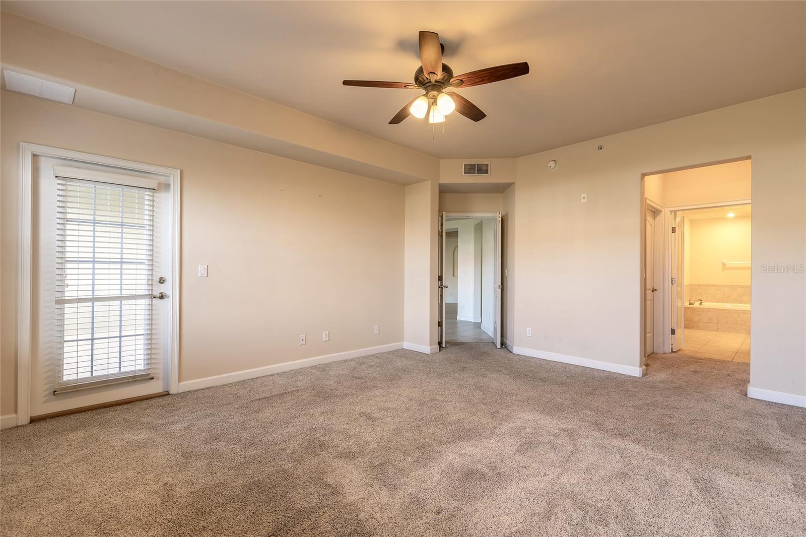 TUSCANY SQUARE I CONDO - Residential