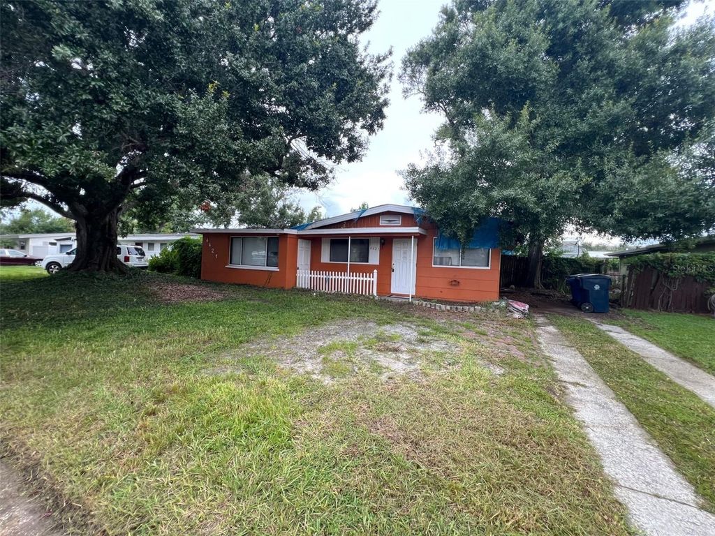 Photo of 4421 W Leila Avenue, Tampa, FL 33616 (MLS # A4664677)