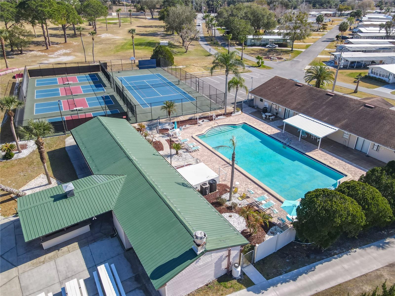 KOVE ESTATES COOP - Residential