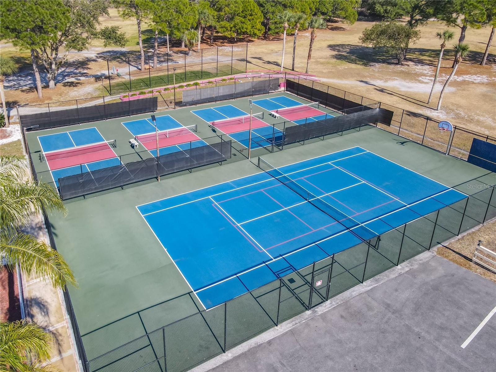 KOVE ESTATES COOP - Residential