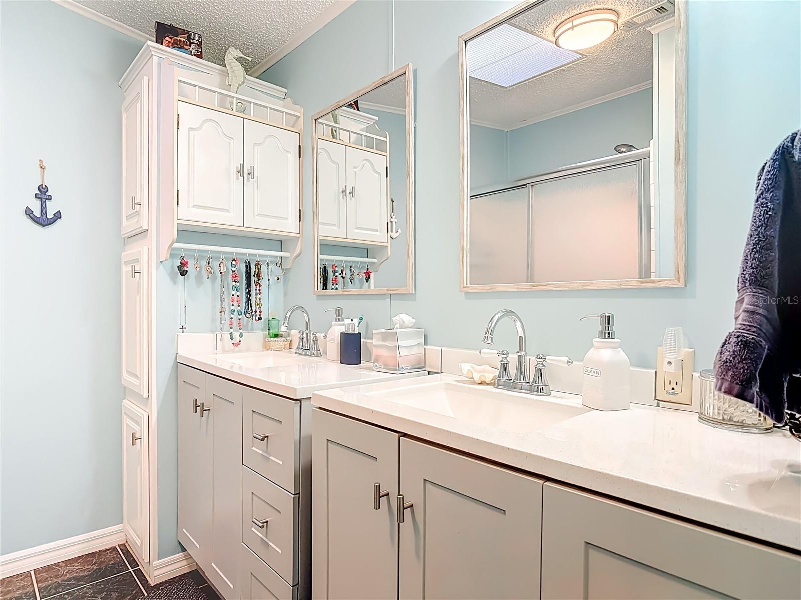 KOVE ESTATES COOP - Residential