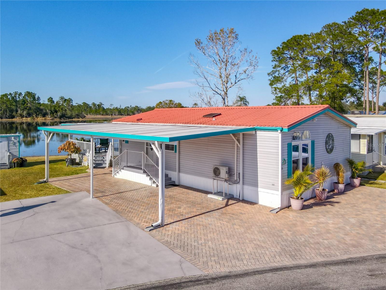 KOVE ESTATES COOP - Residential