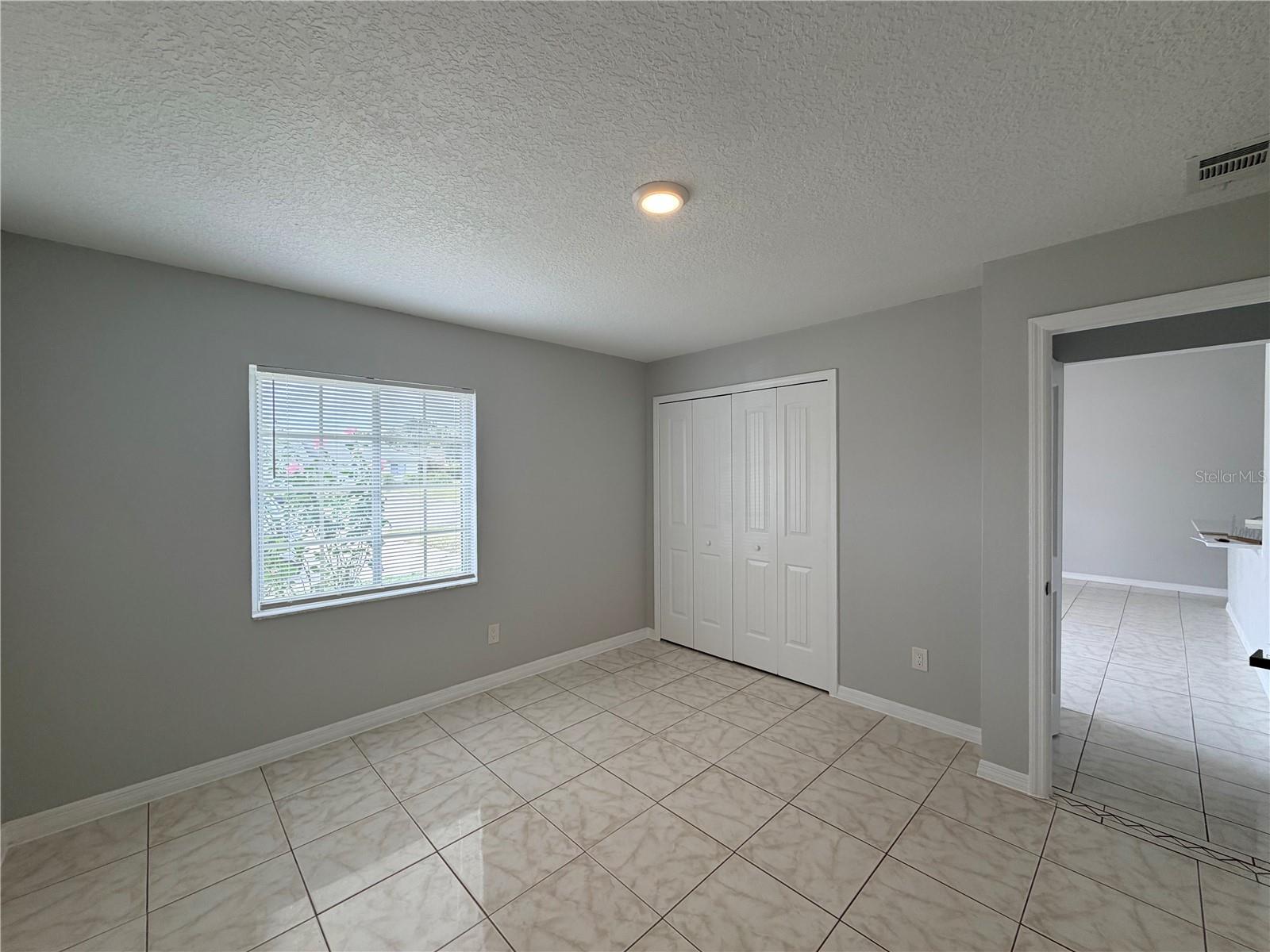 UNIVERSITY HILLS - Residential