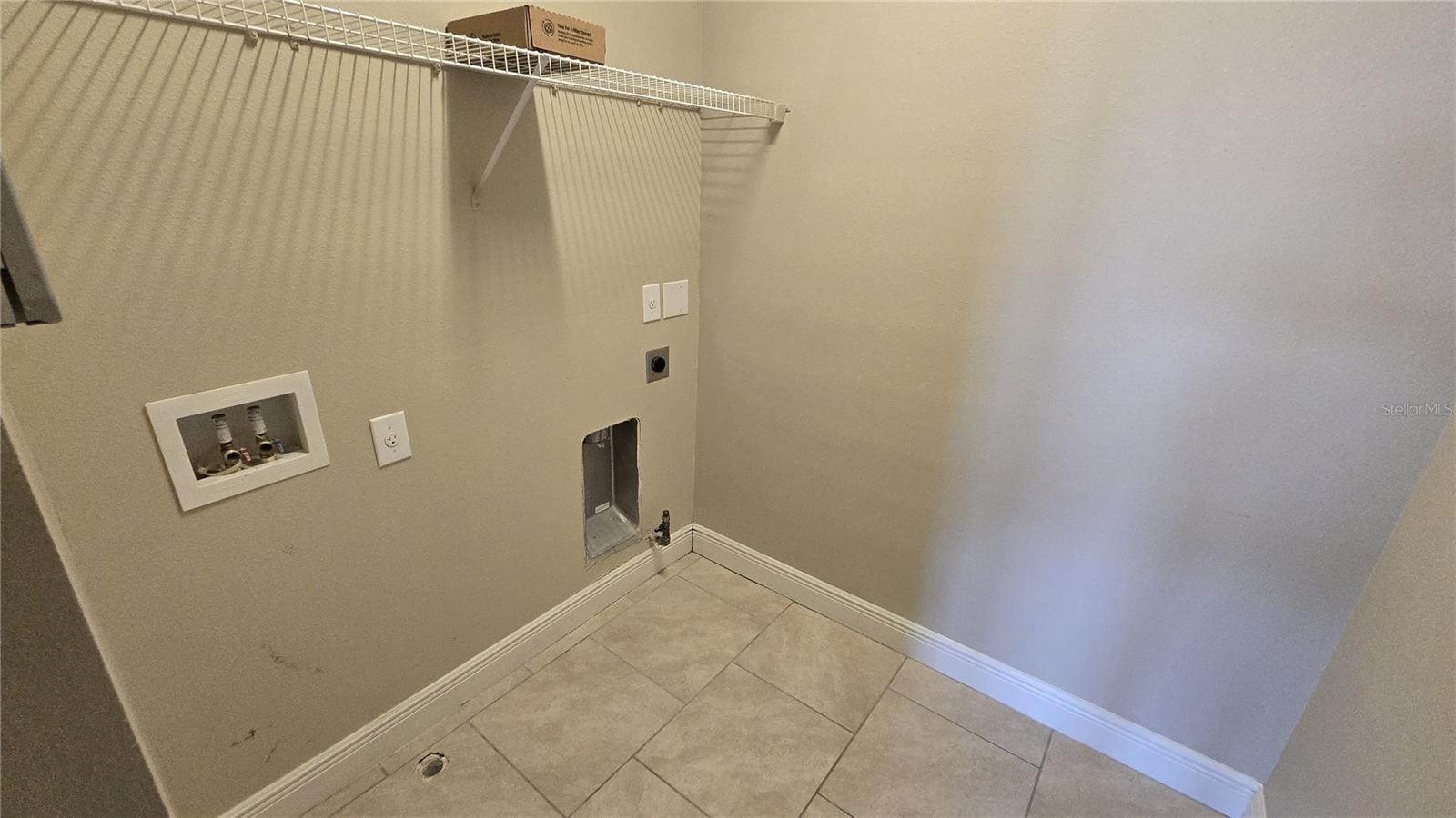 FISHHAWK RANCH WEST PH 1B/1C - Residential