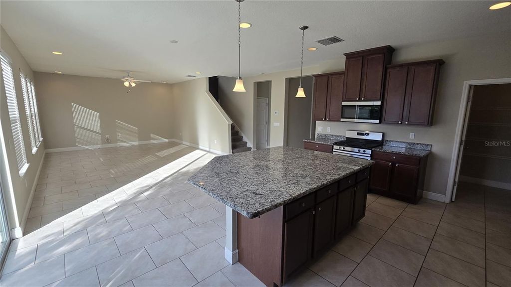 Photo of 5919 Esker Falls Lane, Lithia, FL 33547 (MLS # TB8462923)