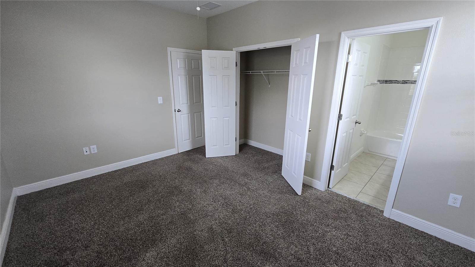 FISHHAWK RANCH WEST PH 1B/1C - Residential