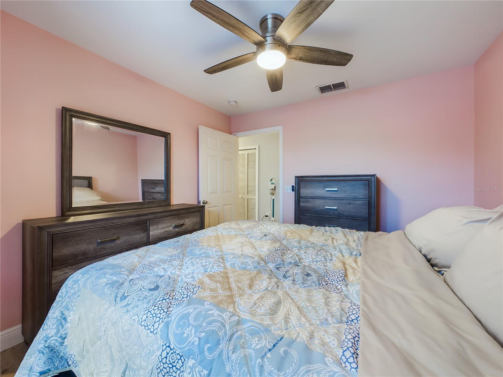 ADMIRALS WALK - Residential Lease