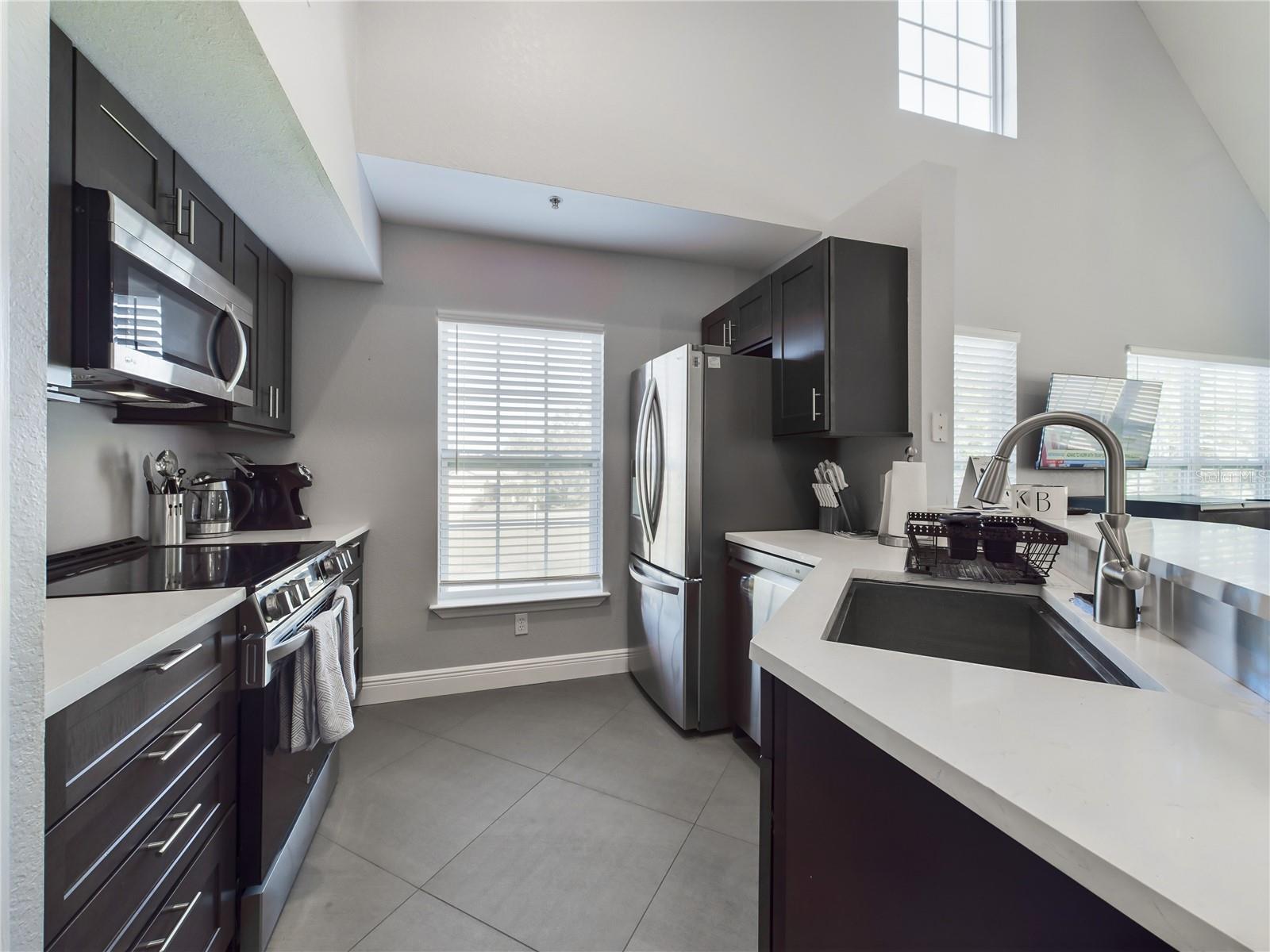 ADMIRALS WALK - Residential Lease