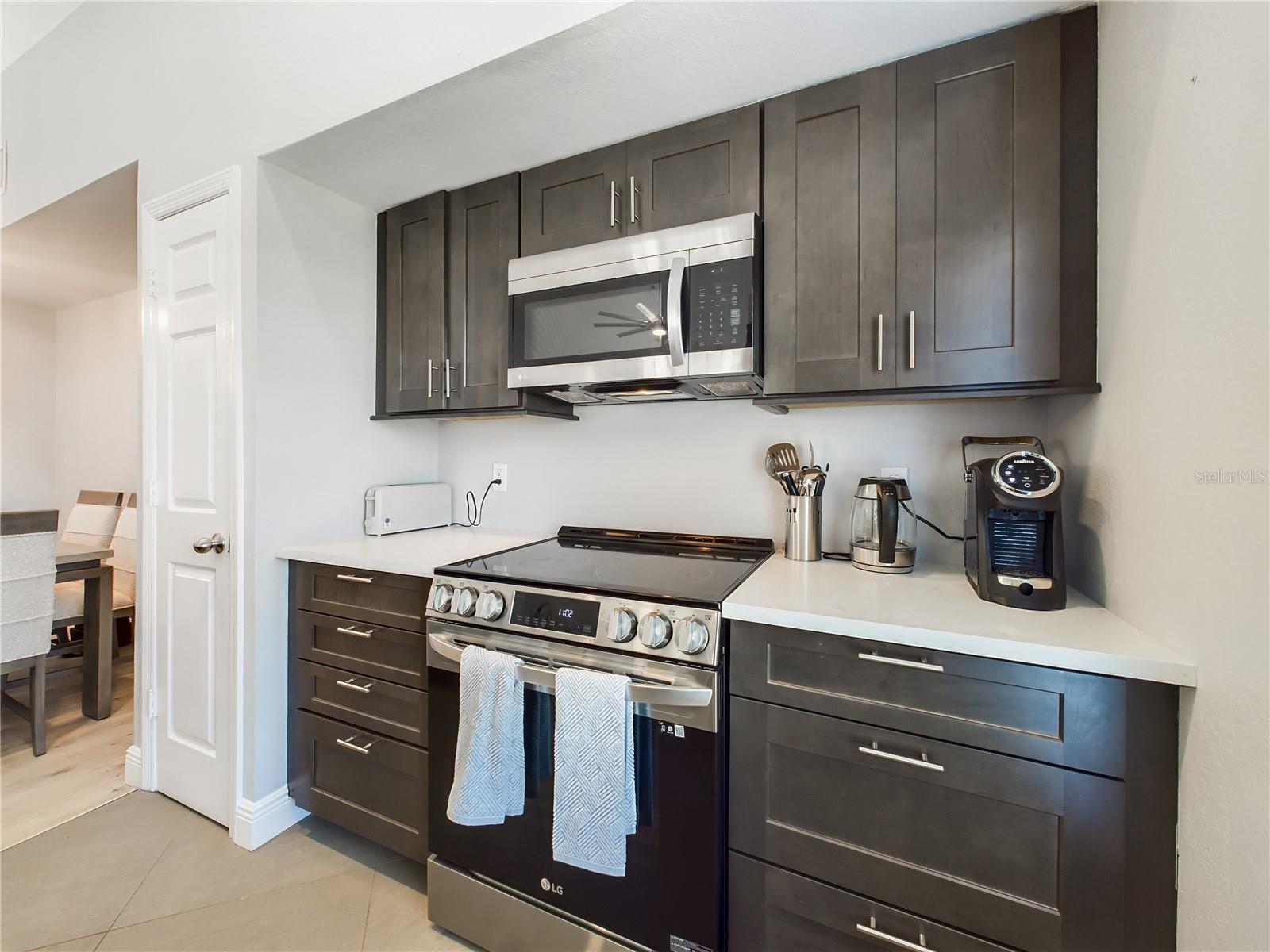 ADMIRALS WALK - Residential Lease