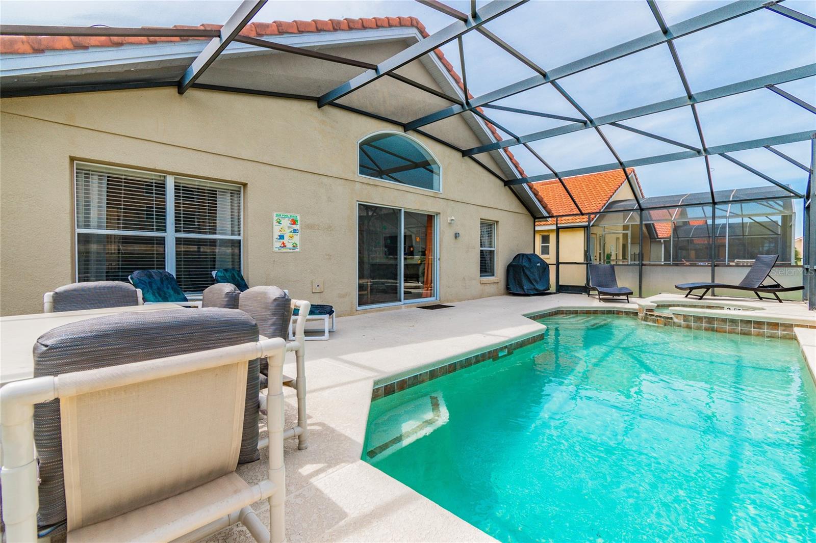 AVIANA PH 01 - Residential Lease