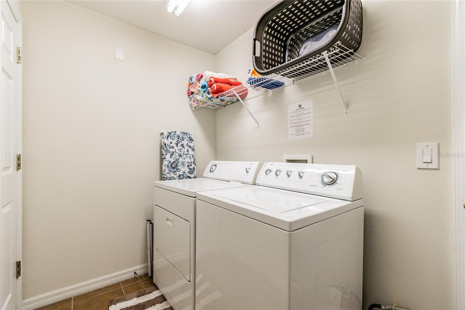 AVIANA PH 01 - Residential Lease