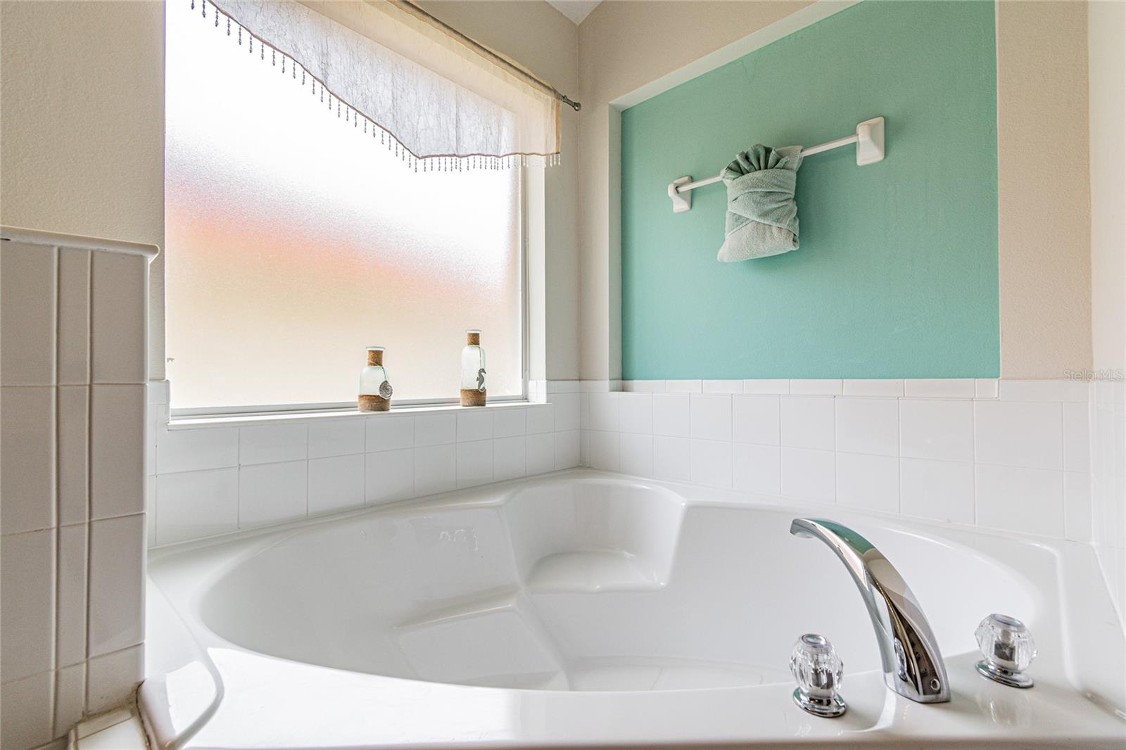 AVIANA PH 01 - Residential Lease