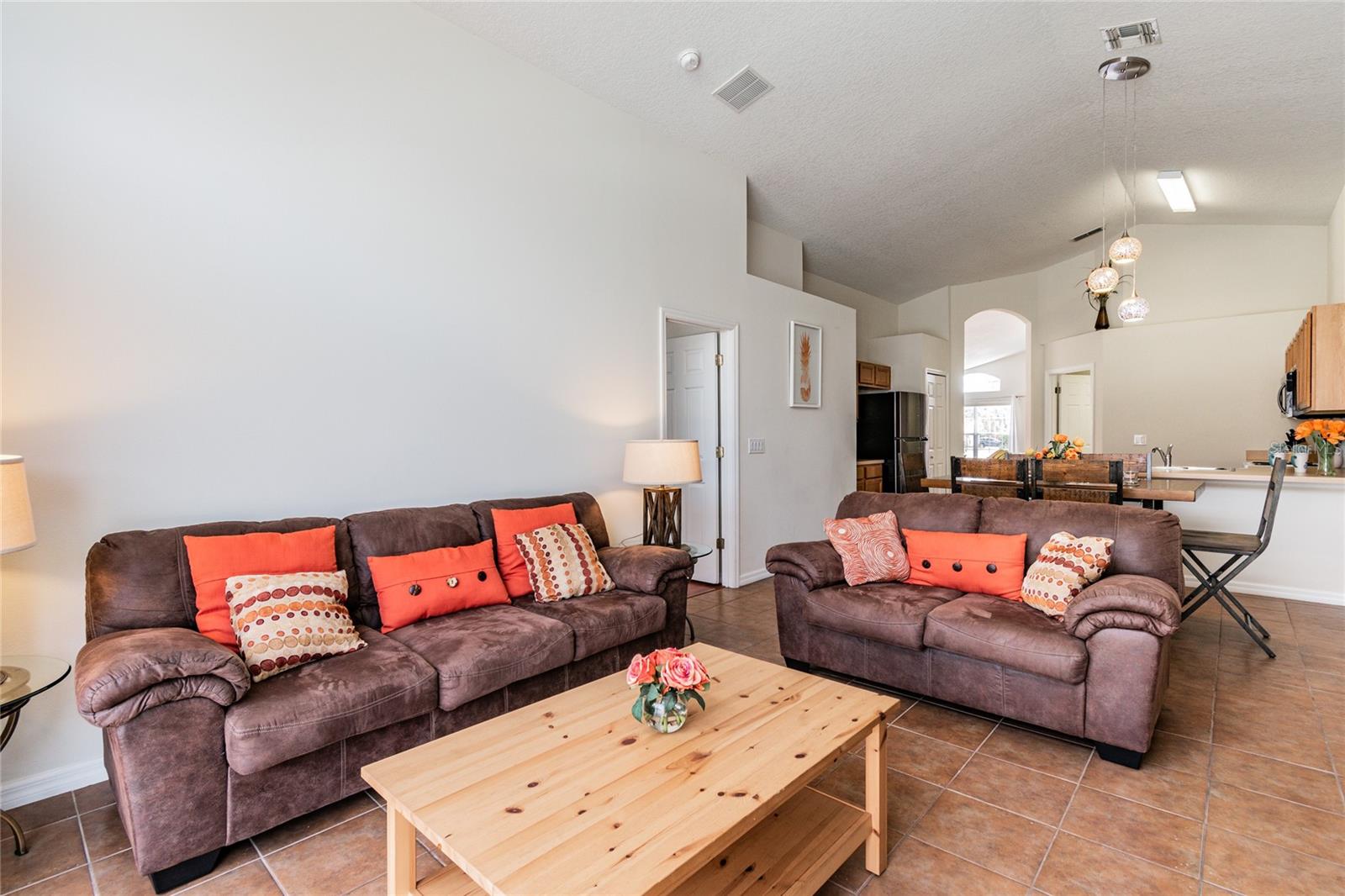 AVIANA PH 01 - Residential Lease