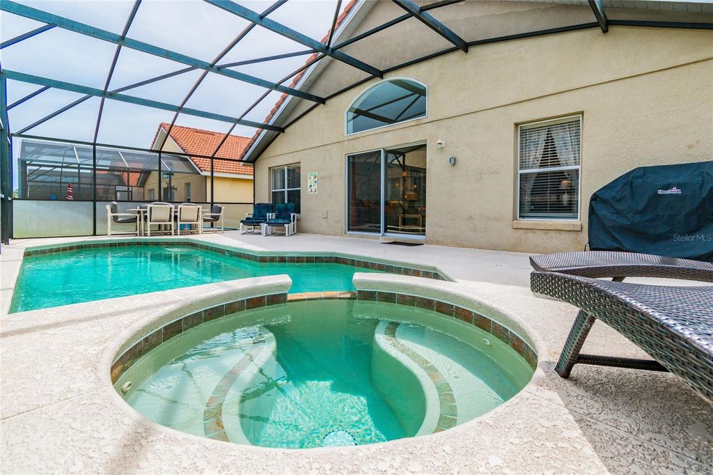 Photo of 146 Rosso Drive, Davenport, FL 33837 (MLS # S5138692)