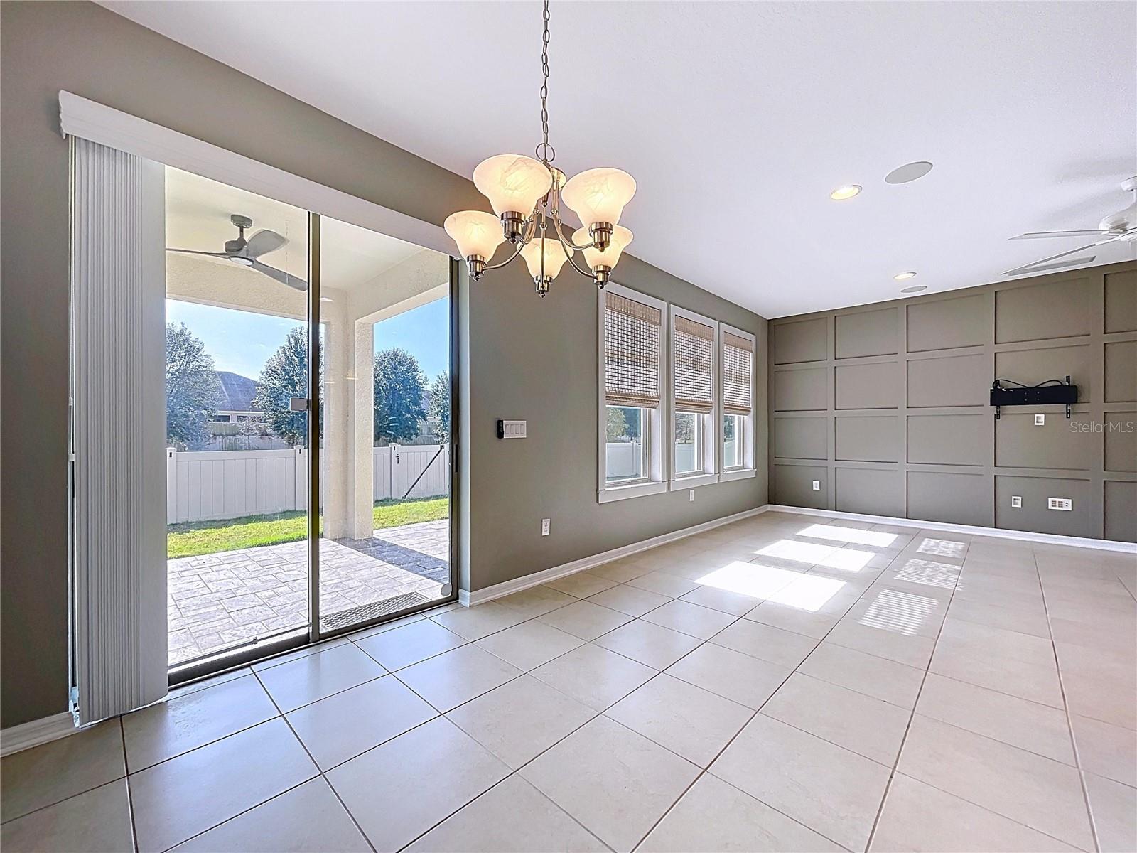 RIVERLEAF AT BLOOMINGDALE - Residential Lease