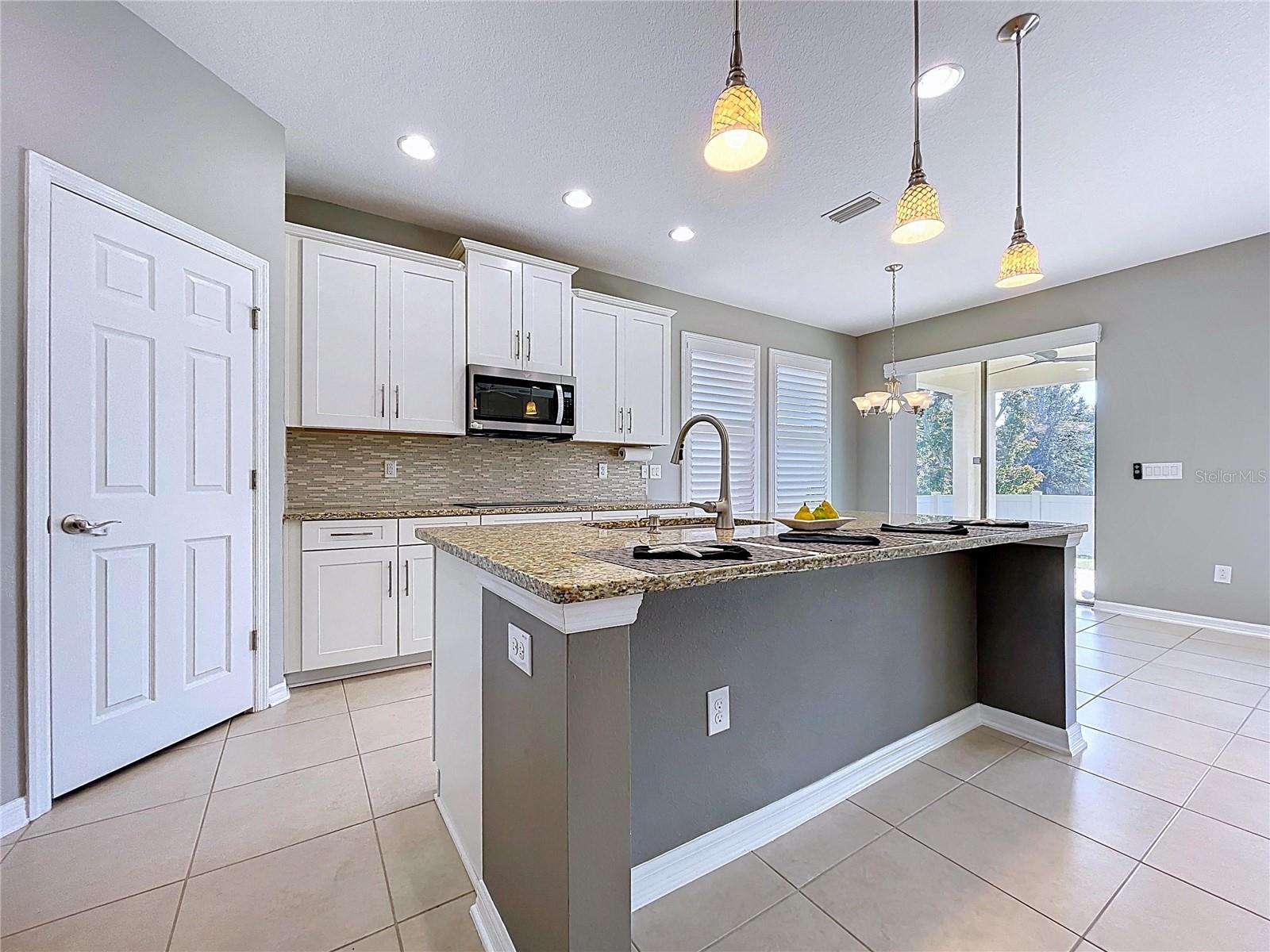 RIVERLEAF AT BLOOMINGDALE - Residential Lease