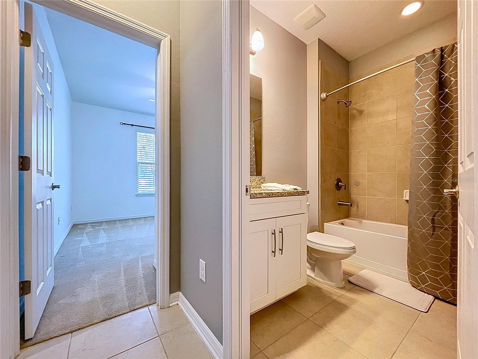 RIVERLEAF AT BLOOMINGDALE - Residential Lease