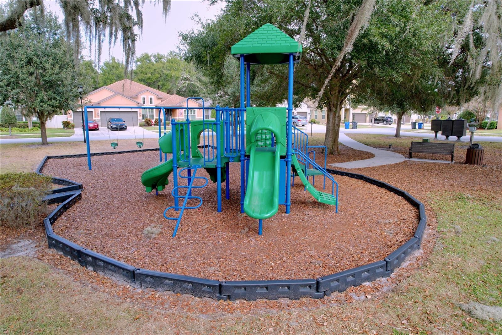 RIVERLEAF AT BLOOMINGDALE - Residential Lease