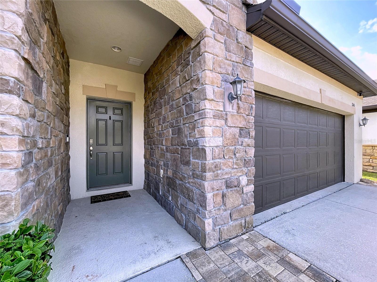 RIVERLEAF AT BLOOMINGDALE - Residential Lease