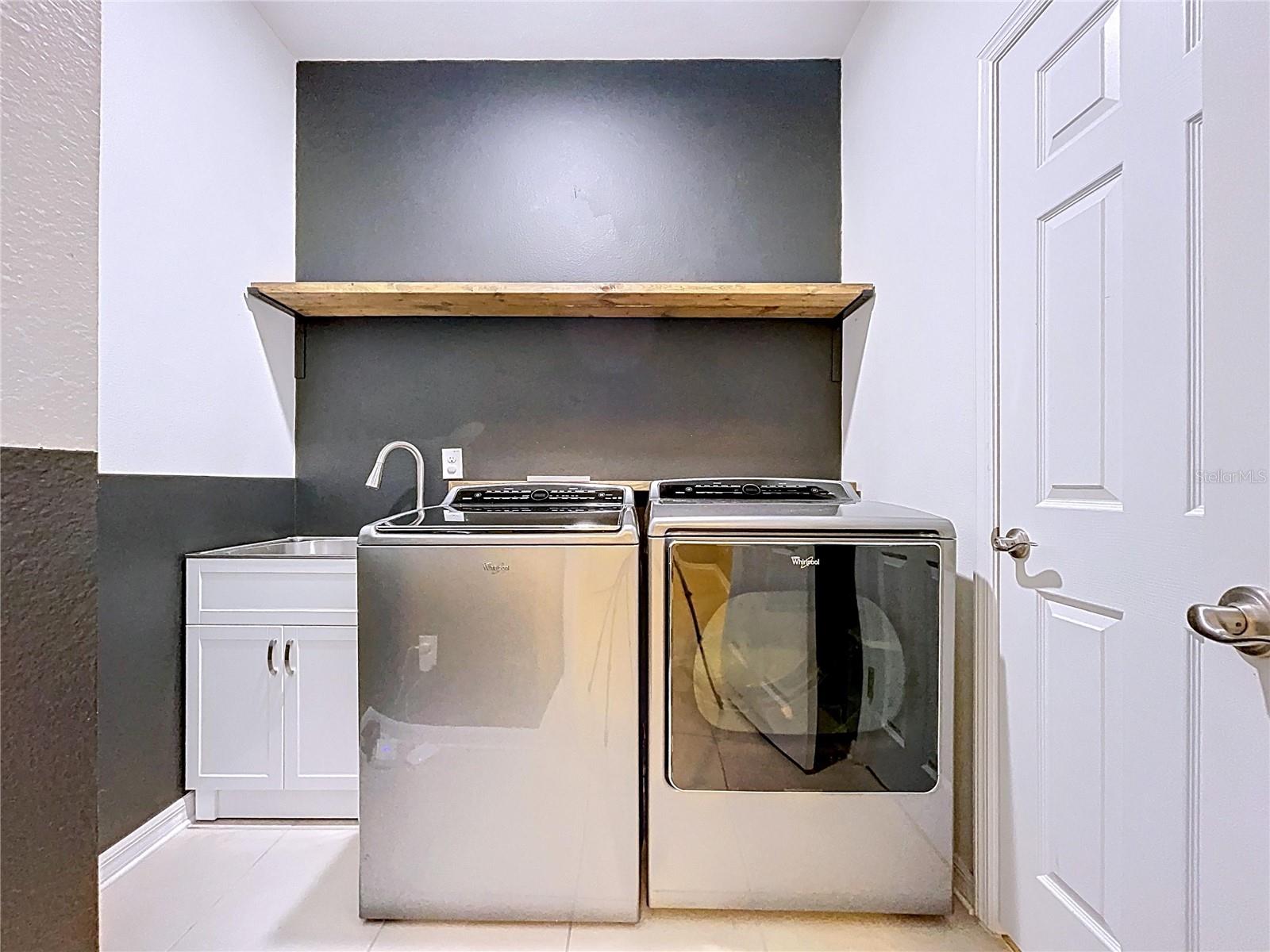 RIVERLEAF AT BLOOMINGDALE - Residential Lease