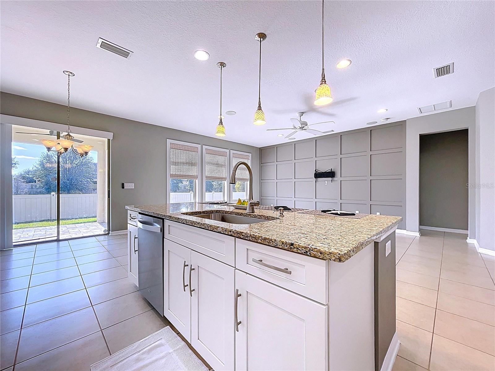 RIVERLEAF AT BLOOMINGDALE - Residential Lease