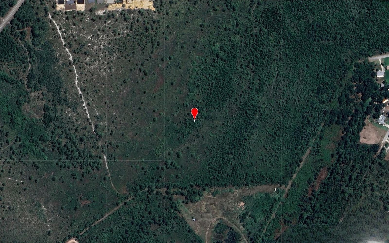 Looking for your slice of Florida serenity? Discover this 0.51-acre wooded parcel at 1416 Scrub Jay St, nestled in Lake Placid’s peaceful Highlands Park subdivision. Zoned for residential, this vacant lot offers privacy among mature trees and a blank canvas for creating your dream home—whether a cozy cabin, modern residence, or investment build. Just minutes from schools, lakes, and downtown’s murals, it's the perfect spot to embrace small-town charm and outdoor living. Utilities and driveway needed—but endless possibilities await!